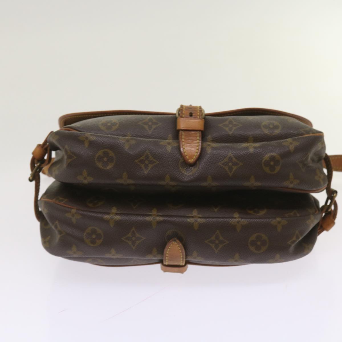 LOUIS VUITTON Monogram Saumur 30 Shoulder Bag M42256 LV Auth 65053