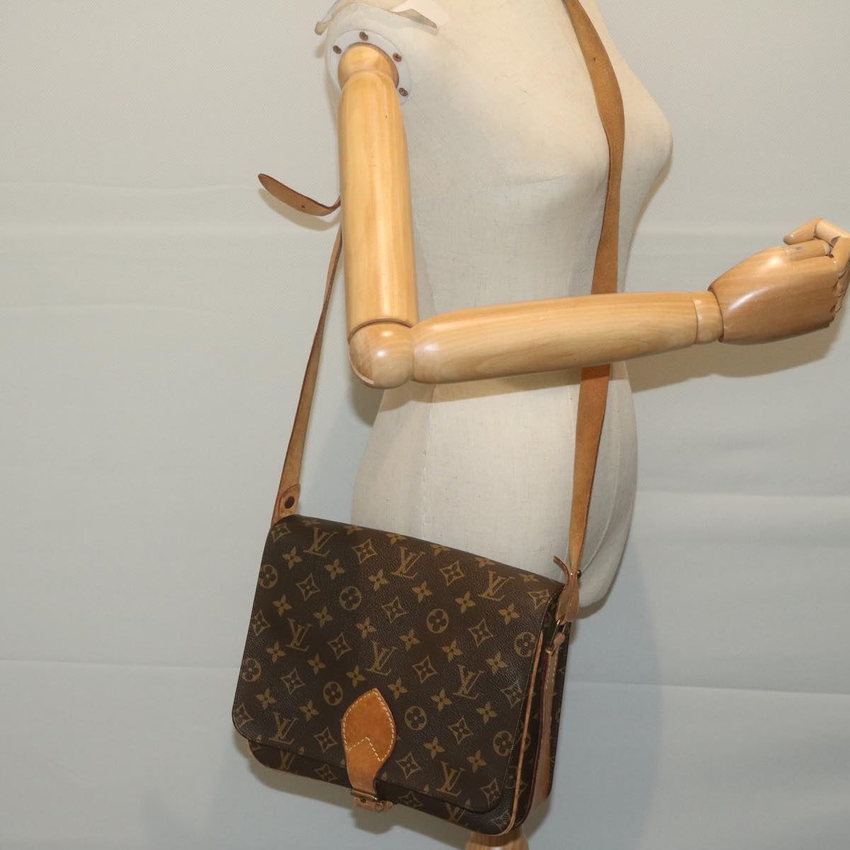 LOUIS VUITTON Monogram Cartouchiere GM Shoulder Bag M51252 LV Auth 65054