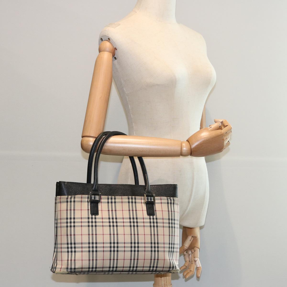 BURBERRY Nova Check Hand Bag Nylon Canvas Beige Auth 65060