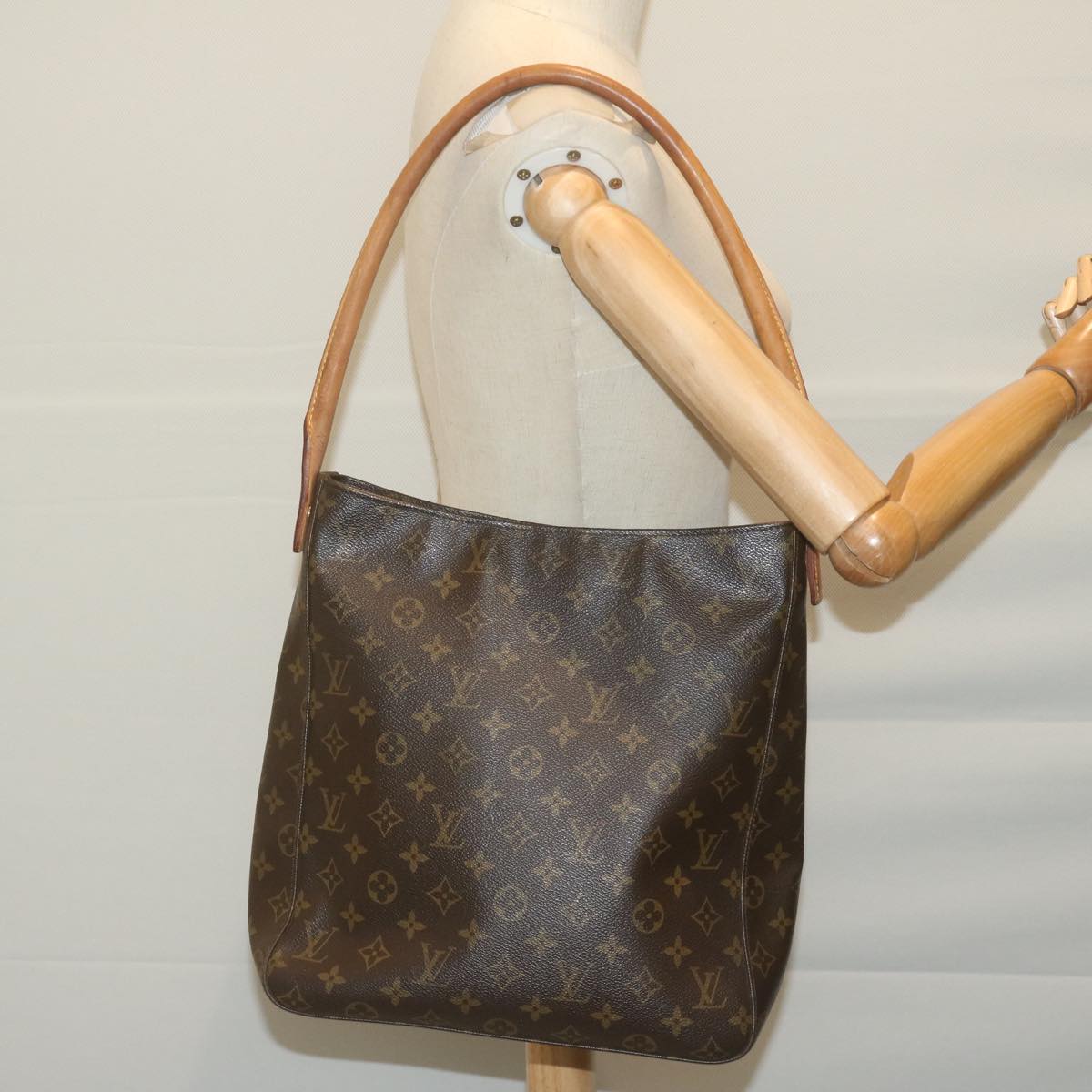 LOUIS VUITTON Monogram Looping GM Shoulder Bag M51145 LV Auth 65129