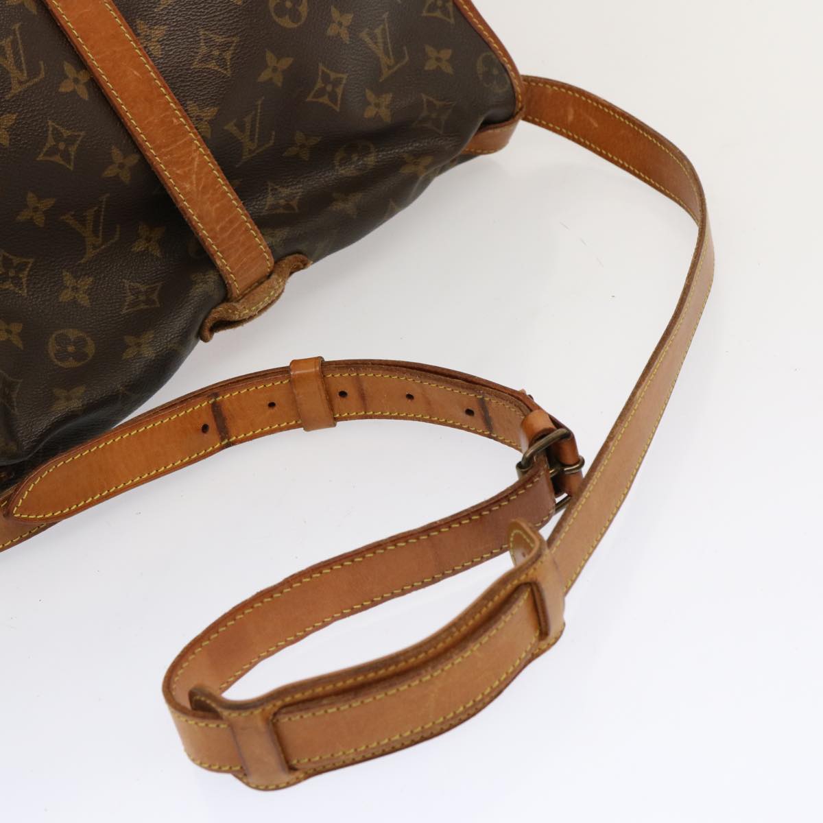 LOUIS VUITTON Monogram Saumur 35 Shoulder Bag M42254 LV Auth 65145