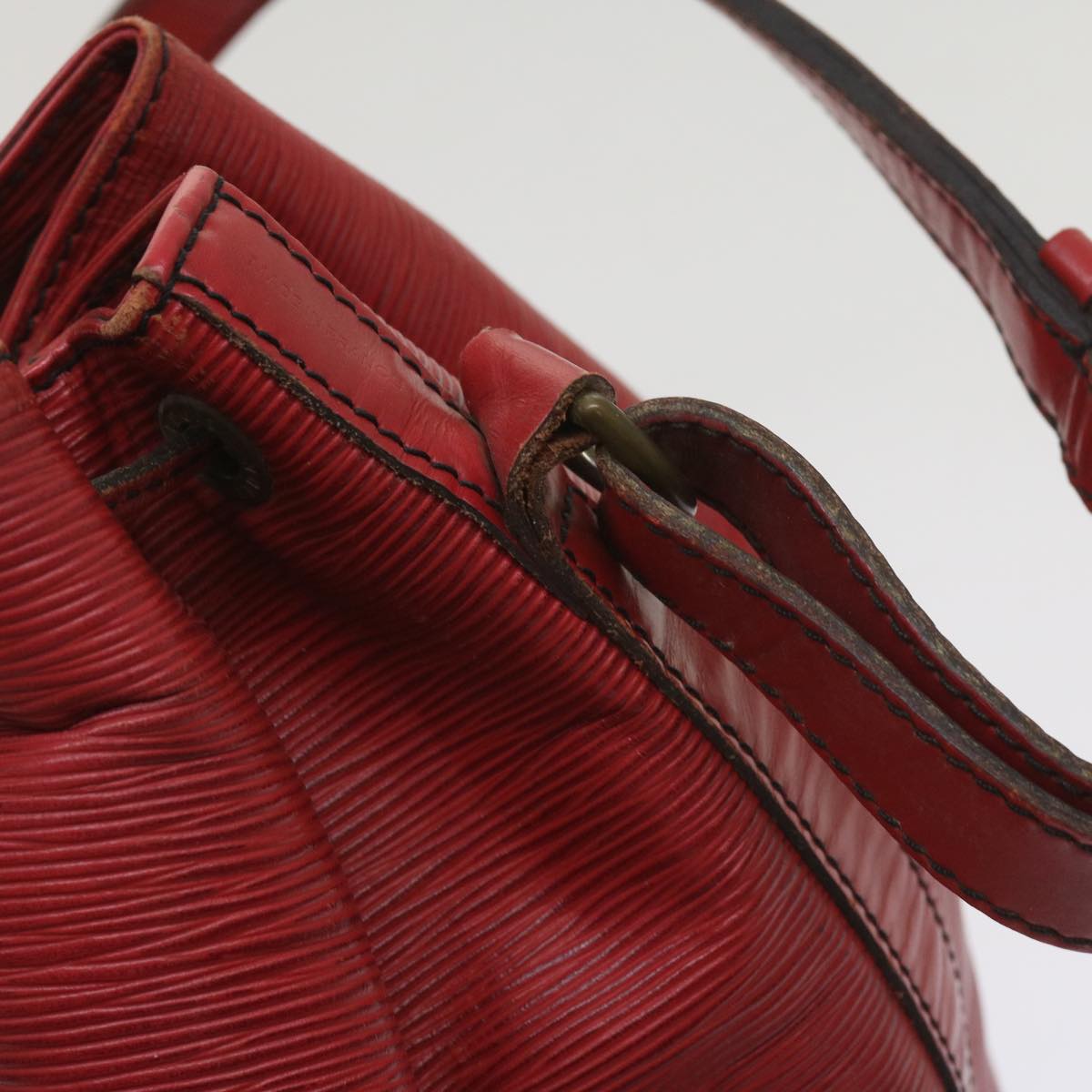 LOUIS VUITTON Epi Petit Noe Shoulder Bag Red M44107 LV Auth 65150