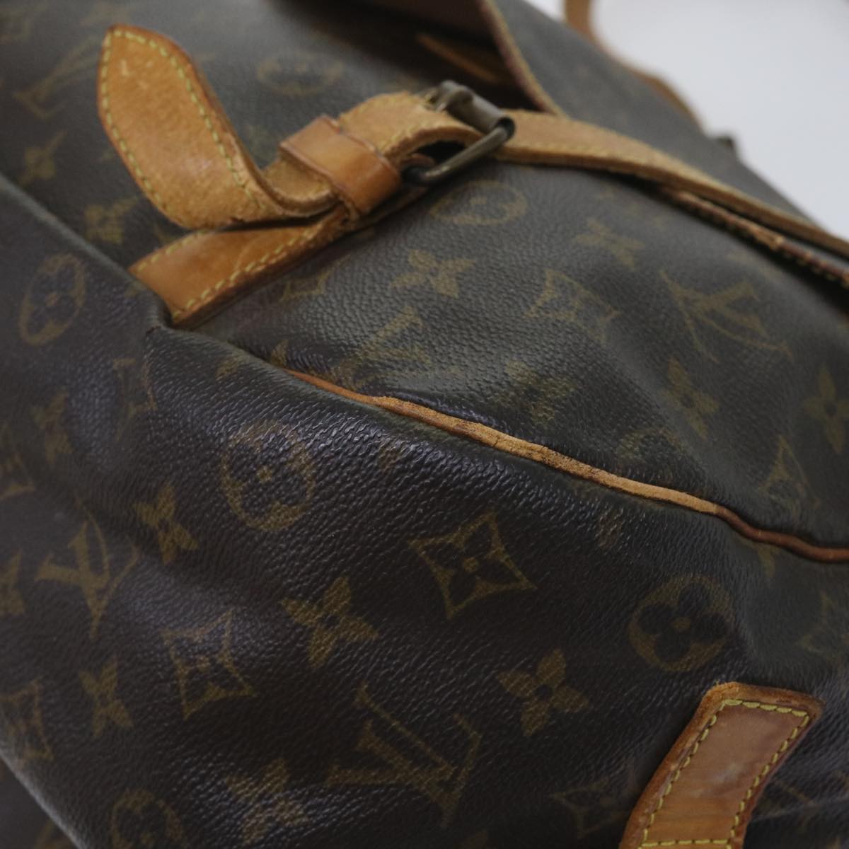 LOUIS VUITTON Monogram Saumur 43 Shoulder Bag M42252 LV Auth 65160