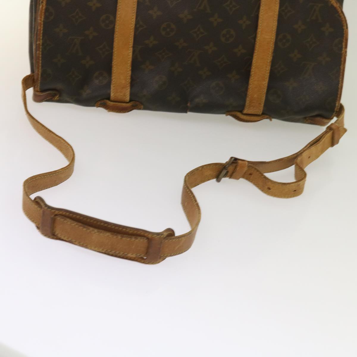 LOUIS VUITTON Monogram Saumur 43 Shoulder Bag M42252 LV Auth 65160