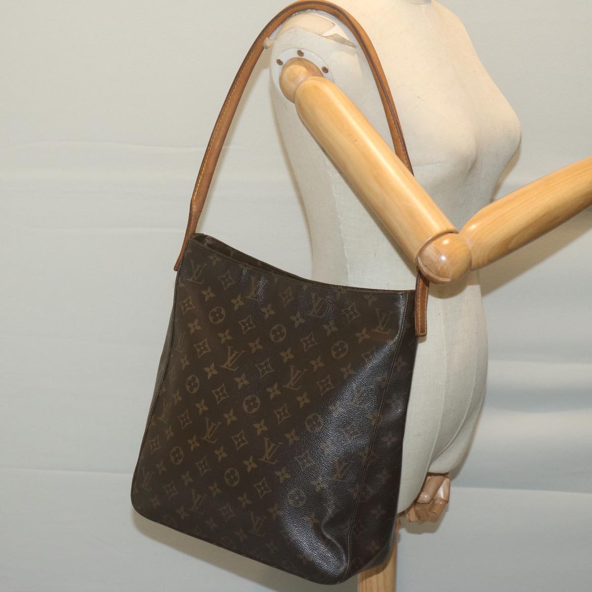 LOUIS VUITTON Monogram Looping GM Shoulder Bag M51145 LV Auth 65183