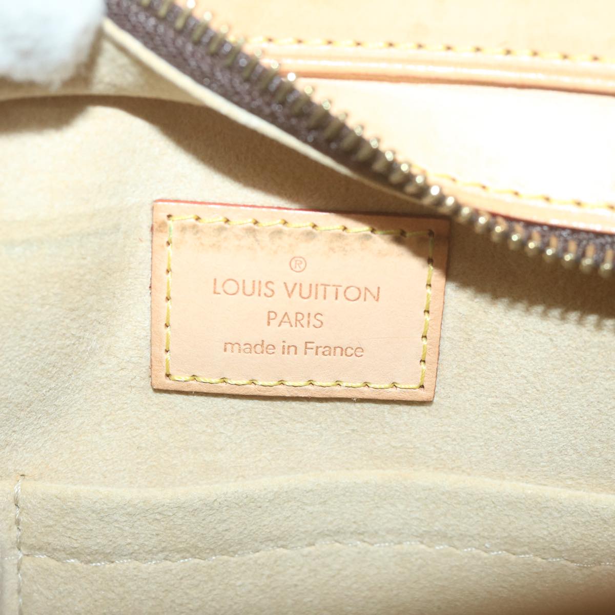 LOUIS VUITTON Monogram Hudson GM Shoulder Bag M40045 LV Auth 65244A