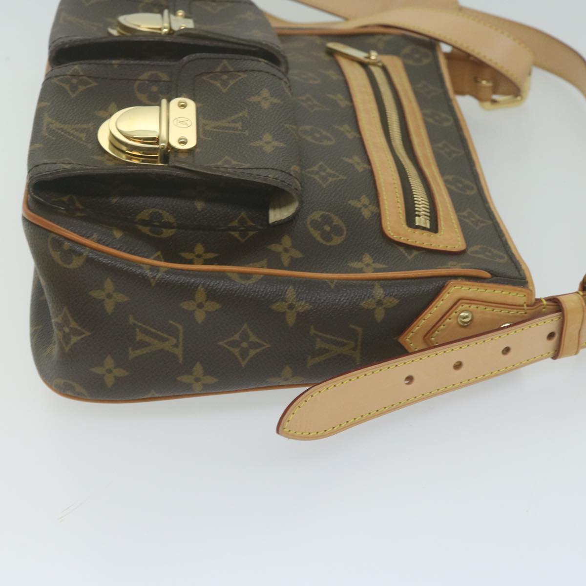 LOUIS VUITTON Monogram Hudson GM Shoulder Bag M40045 LV Auth 65244A