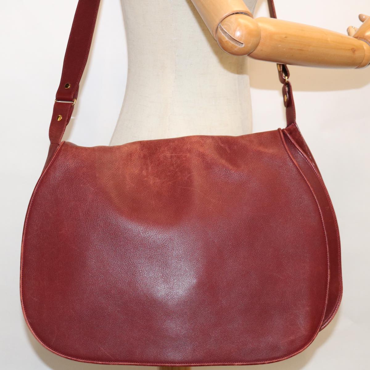 CARTIER Shoulder Bag Leather Red Auth 65273