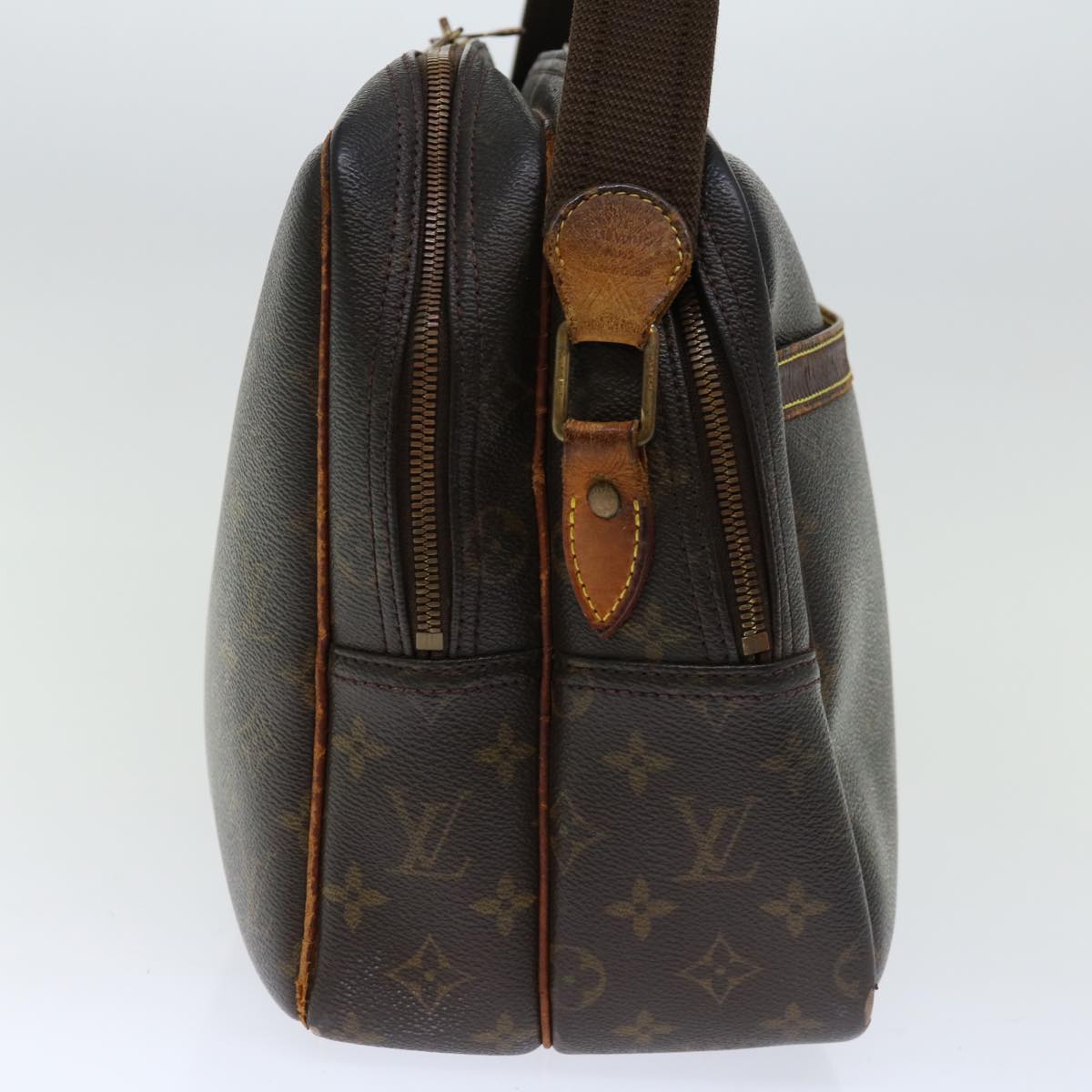 LOUIS VUITTON Monogram Reporter GM Shoulder Bag M45252 LV Auth 65367