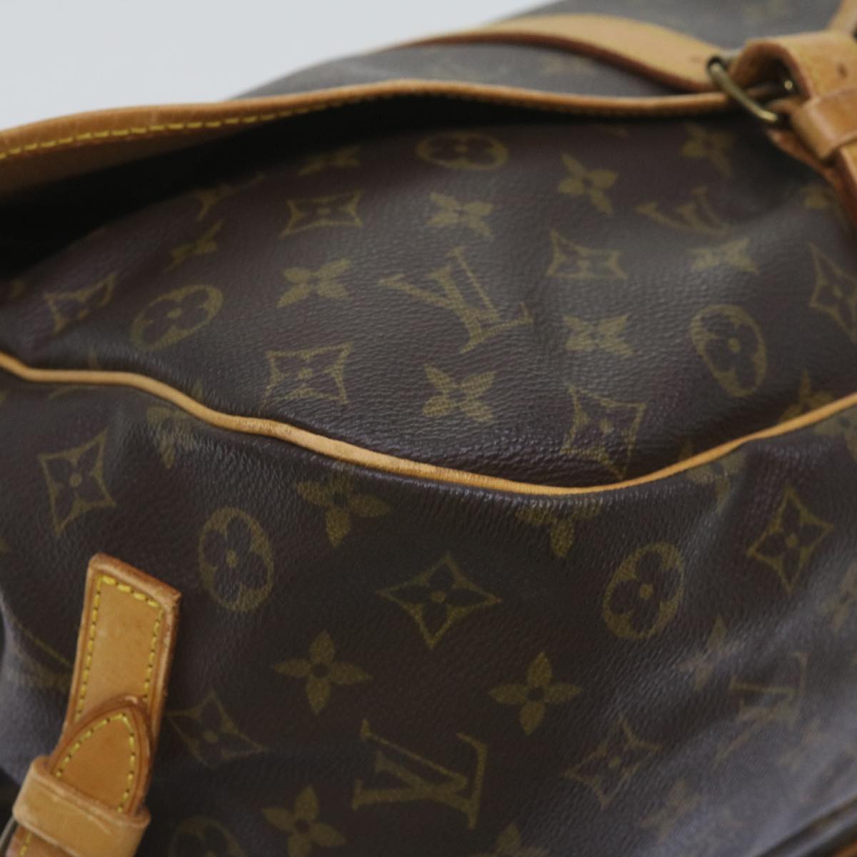 LOUIS VUITTON Monogram Saumur 35 Shoulder Bag M42254 LV Auth 65432