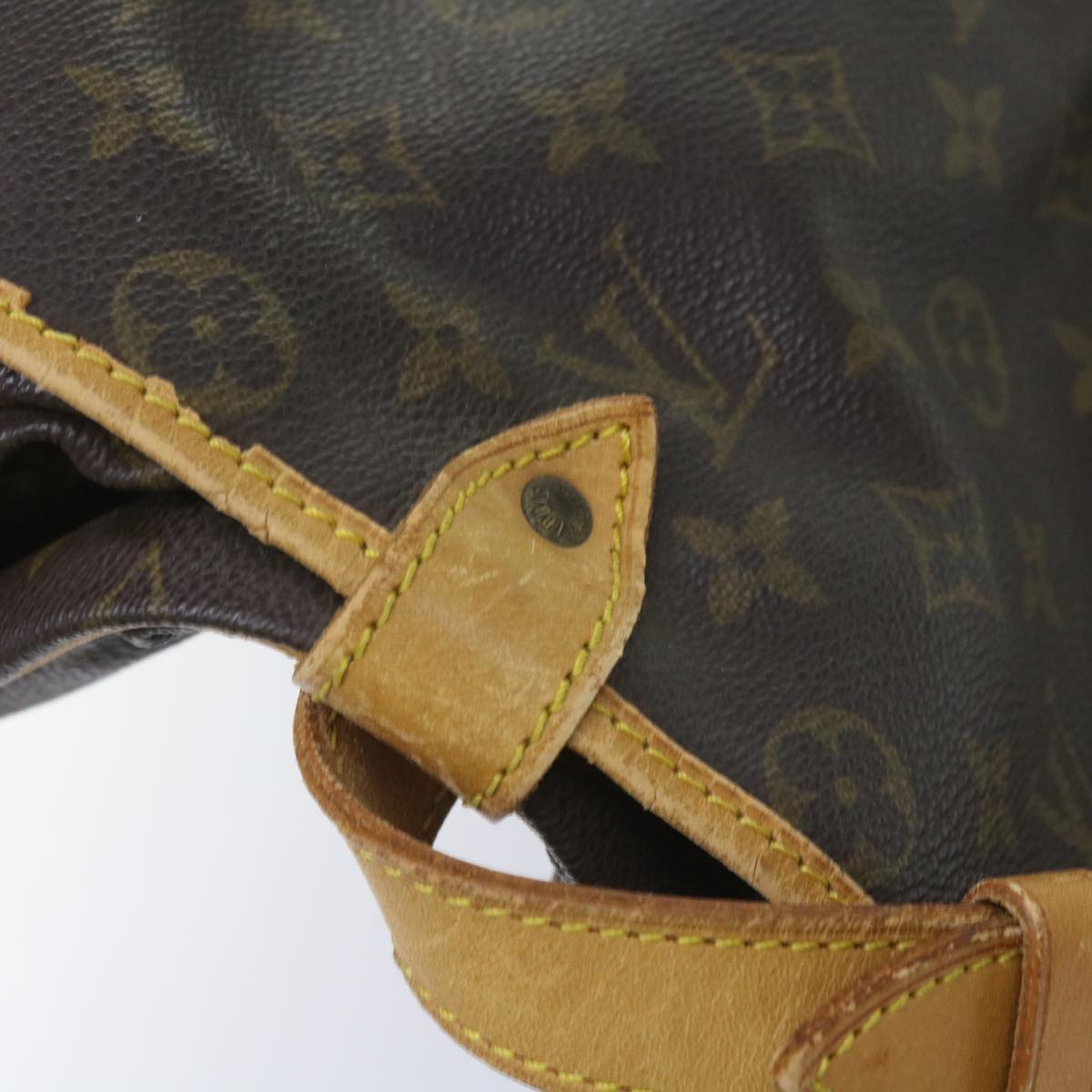 LOUIS VUITTON Monogram Saumur 35 Shoulder Bag M42254 LV Auth 65432