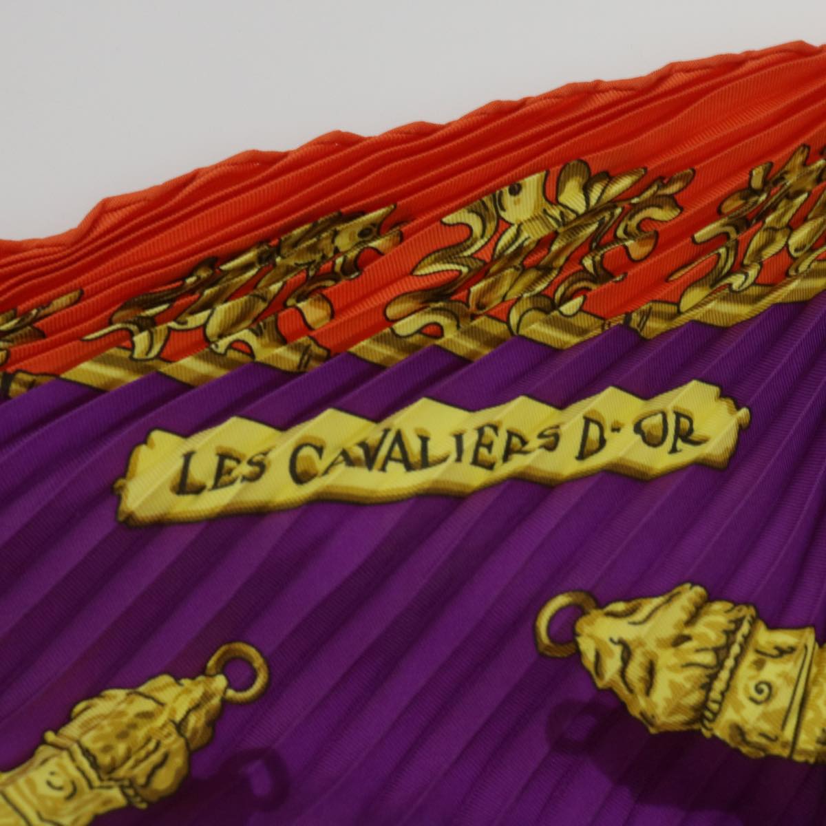 HERMES Carre Pleated LES CAVALIERS D'OR Scarf Silk Purple Orange Auth 65451