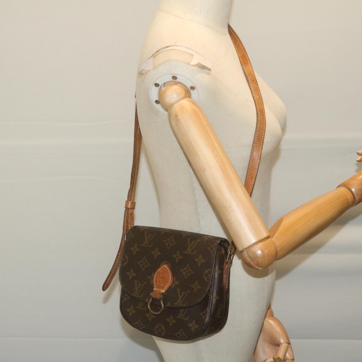 LOUIS VUITTON Monogram Saint Cloud PM Shoulder Bag M51244 LV Auth 65632