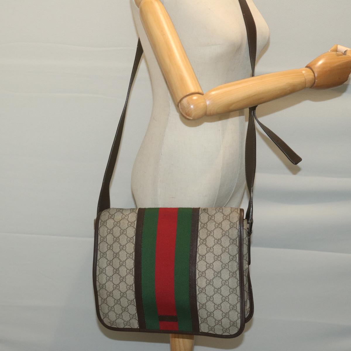 GUCCI GG Supreme Web Sherry Line Shoulder Bag PVC Beige Red 145844 Auth 65710