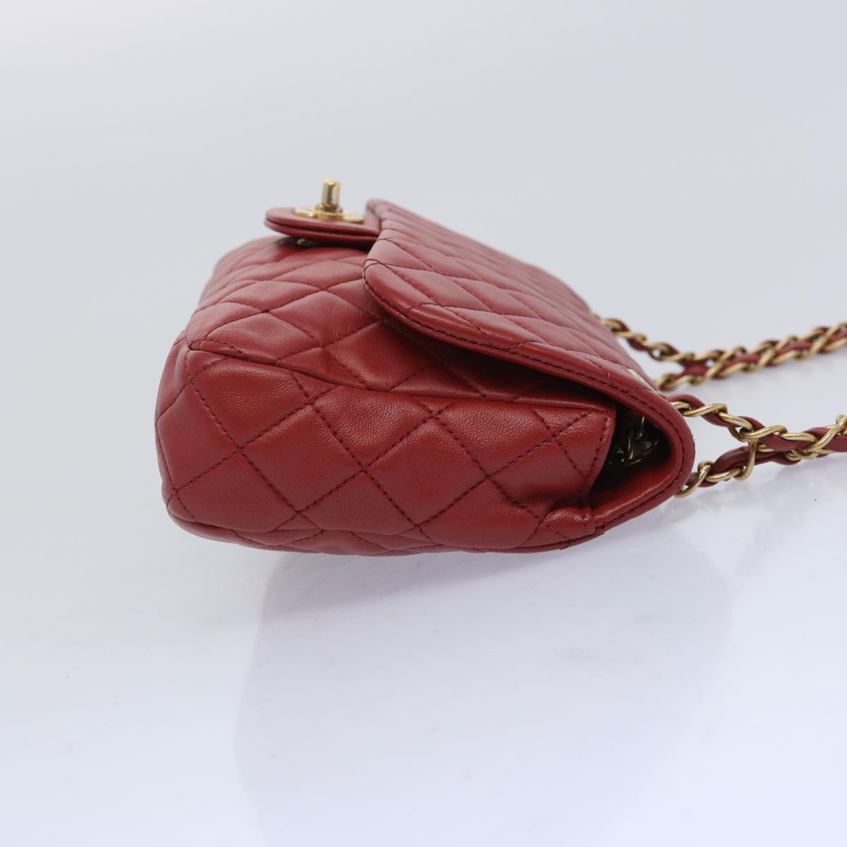 CHANEL Matelasse Chain Shoulder Bag Leather Red CC Auth 65726A