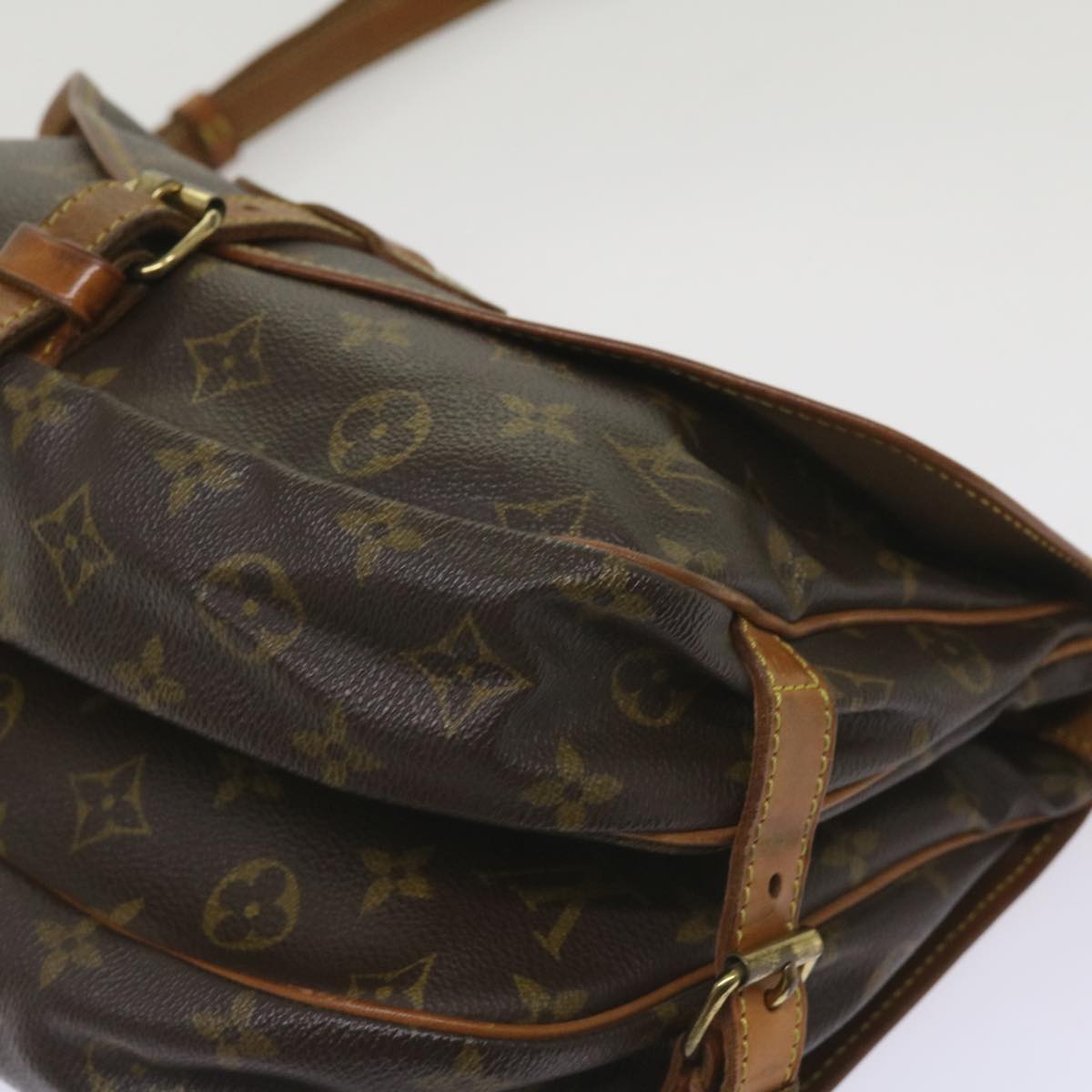 LOUIS VUITTON Monogram Saumur 30 Shoulder Bag M42256 LV Auth 65802