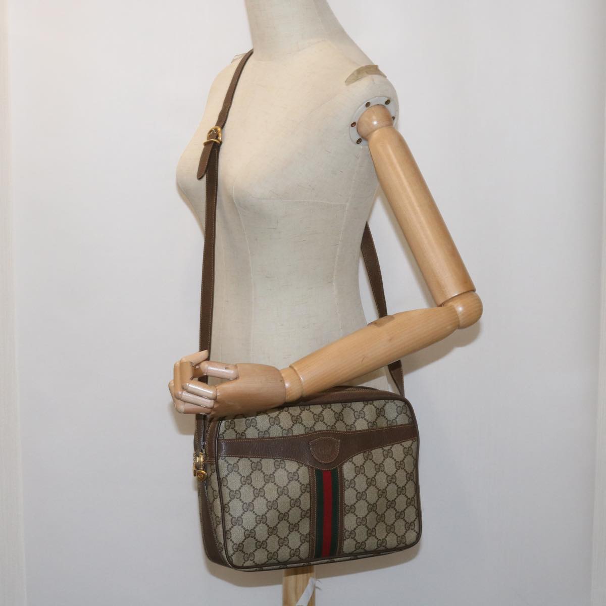 GUCCI GG Supreme Web Sherry Line Shoulder Bag PVC Beige 001 904 0848 Auth 65809