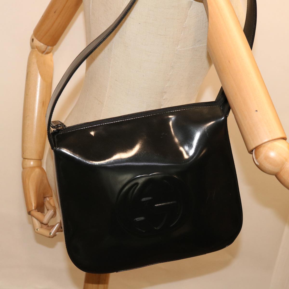 GUCCI Shoulder Bag Leather Black 001 1364 Auth 65833