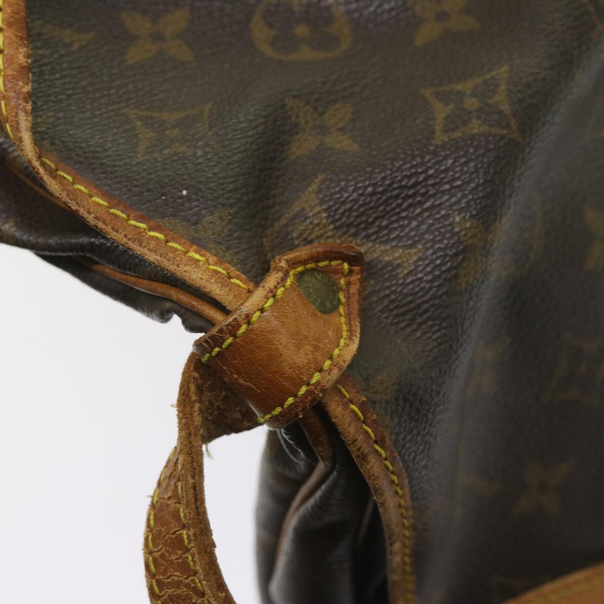 LOUIS VUITTON Monogram Saumur 30 Shoulder Bag M42256 LV Auth 65937