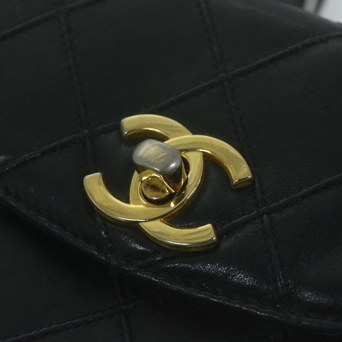 CHANEL Bicolole Waist bag Leather Black CC Auth 65985