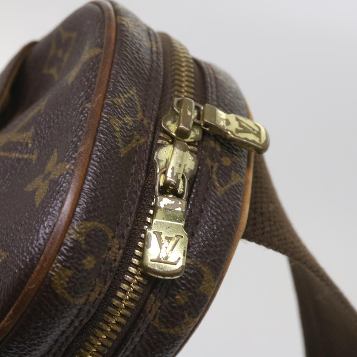 LOUIS VUITTON Monogram Pochette Gange Shoulder Bag M51870 LV Auth 65995