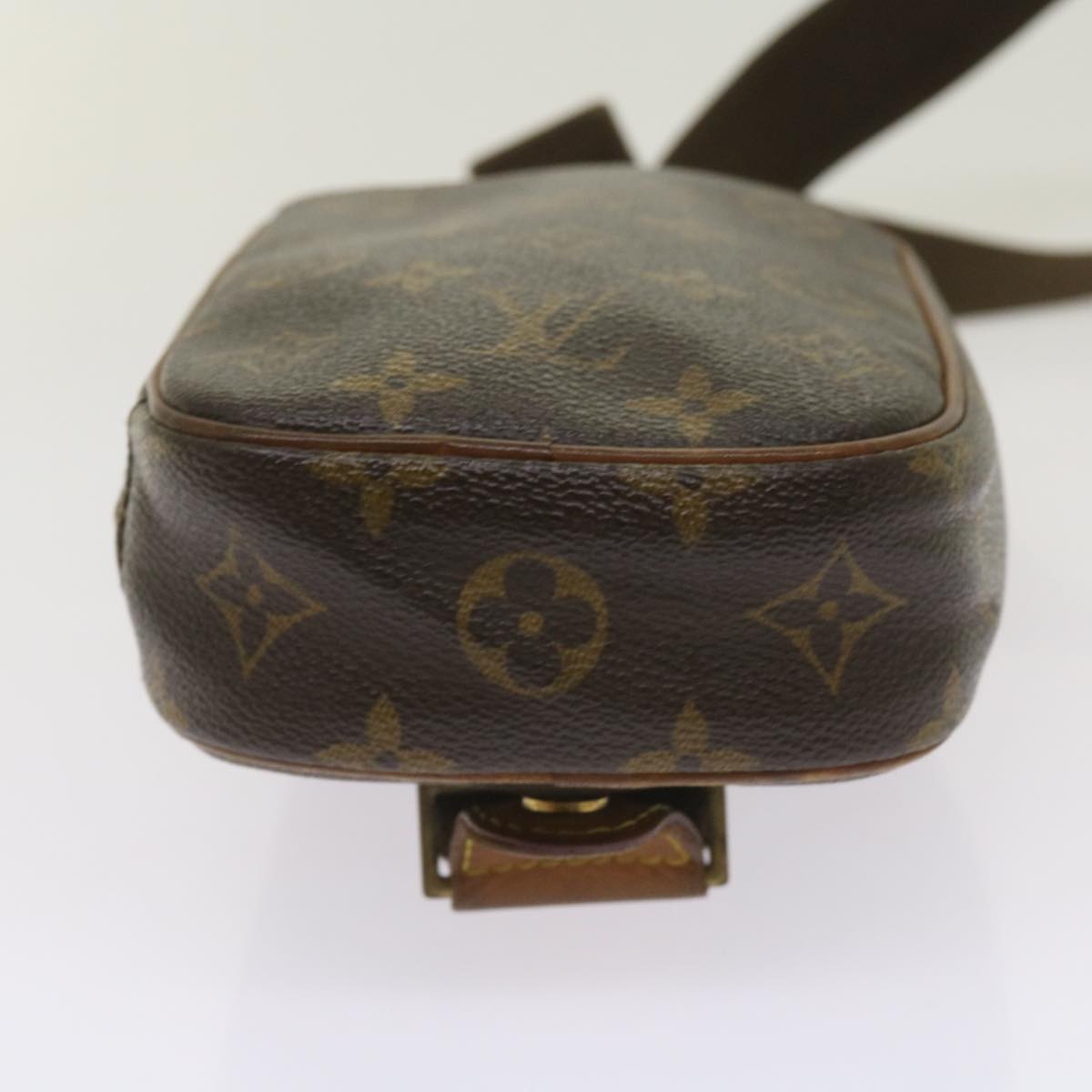 LOUIS VUITTON Monogram Pochette Gange Shoulder Bag M51870 LV Auth 65995