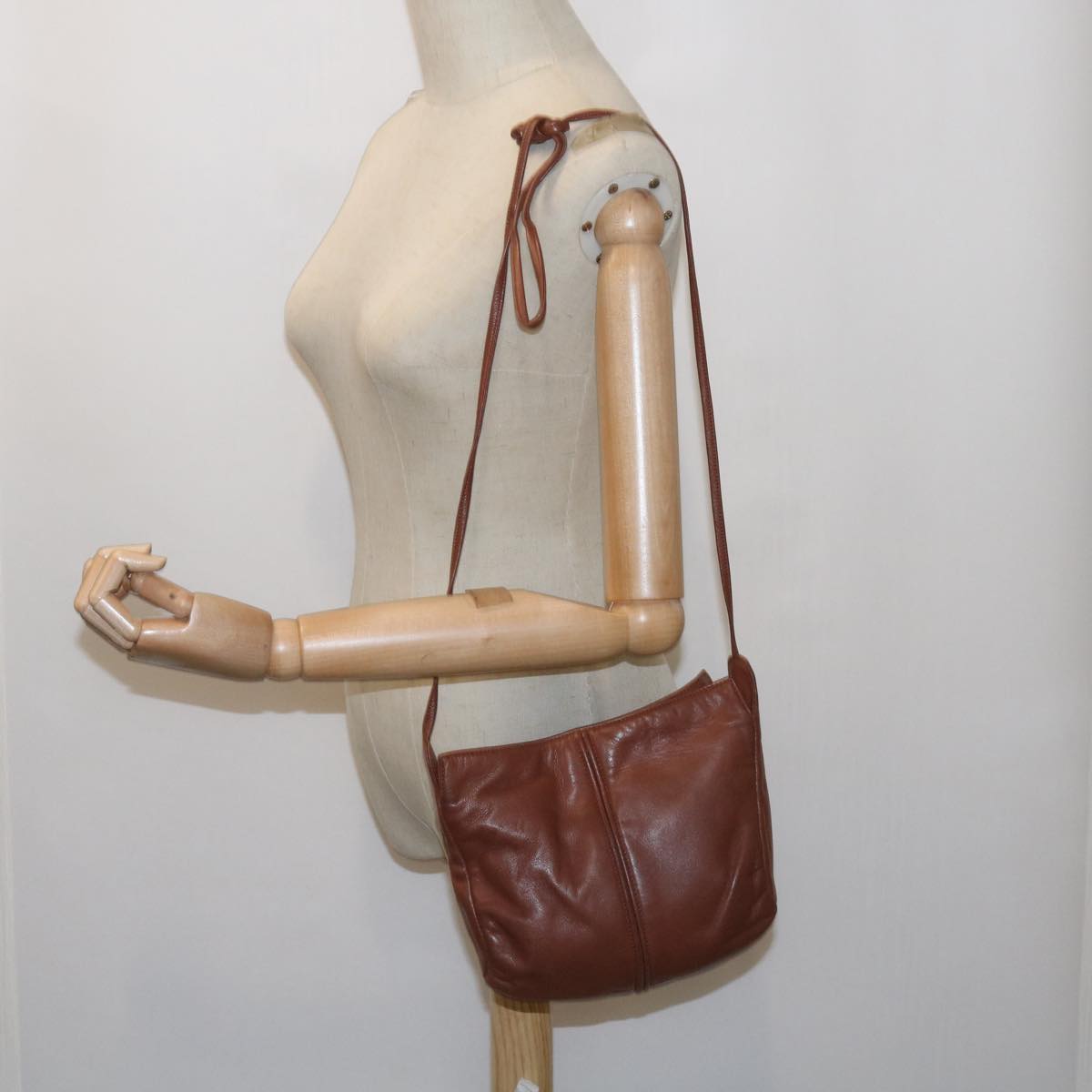 LOEWE Shoulder Bag Leather Brown Auth 66046