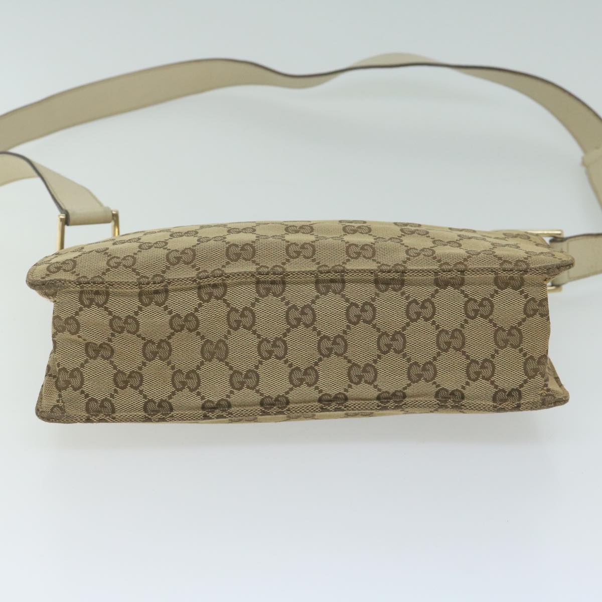 GUCCI GG Canvas Shoulder Bag Beige 120841 Auth 66059