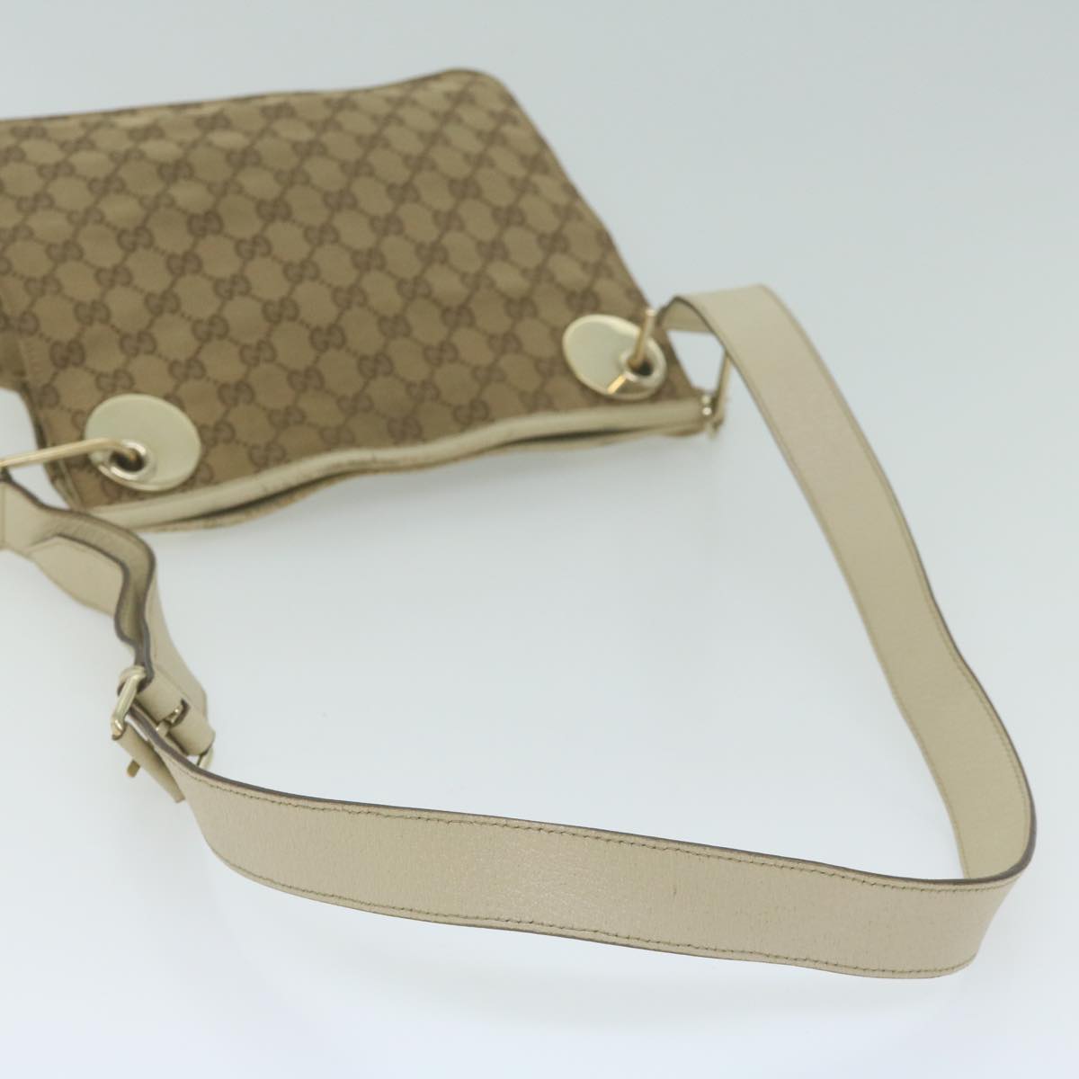 GUCCI GG Canvas Shoulder Bag Beige 120841 Auth 66059