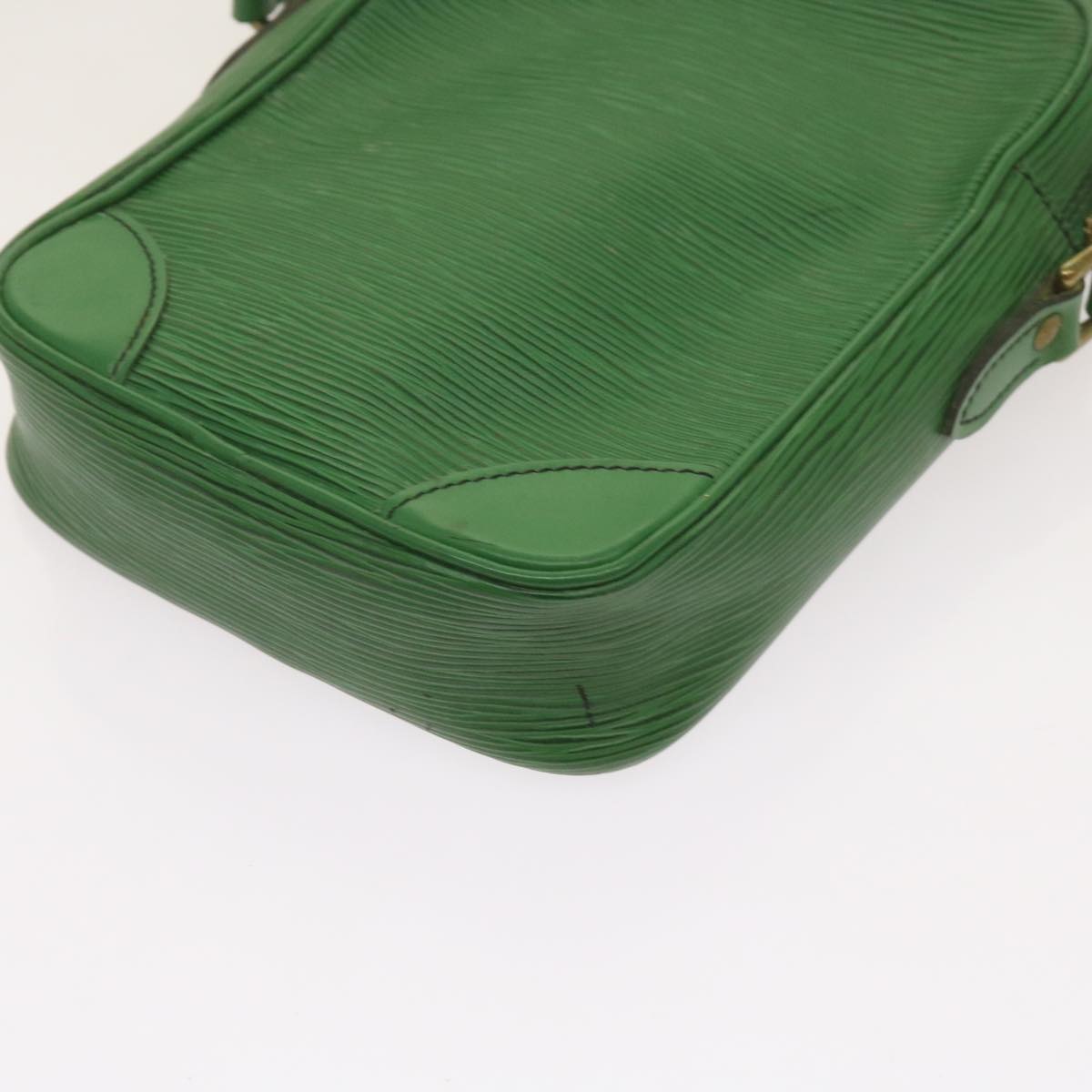 LOUIS VUITTON Epi Danube Shoulder Bag Green M45634 LV Auth 66163