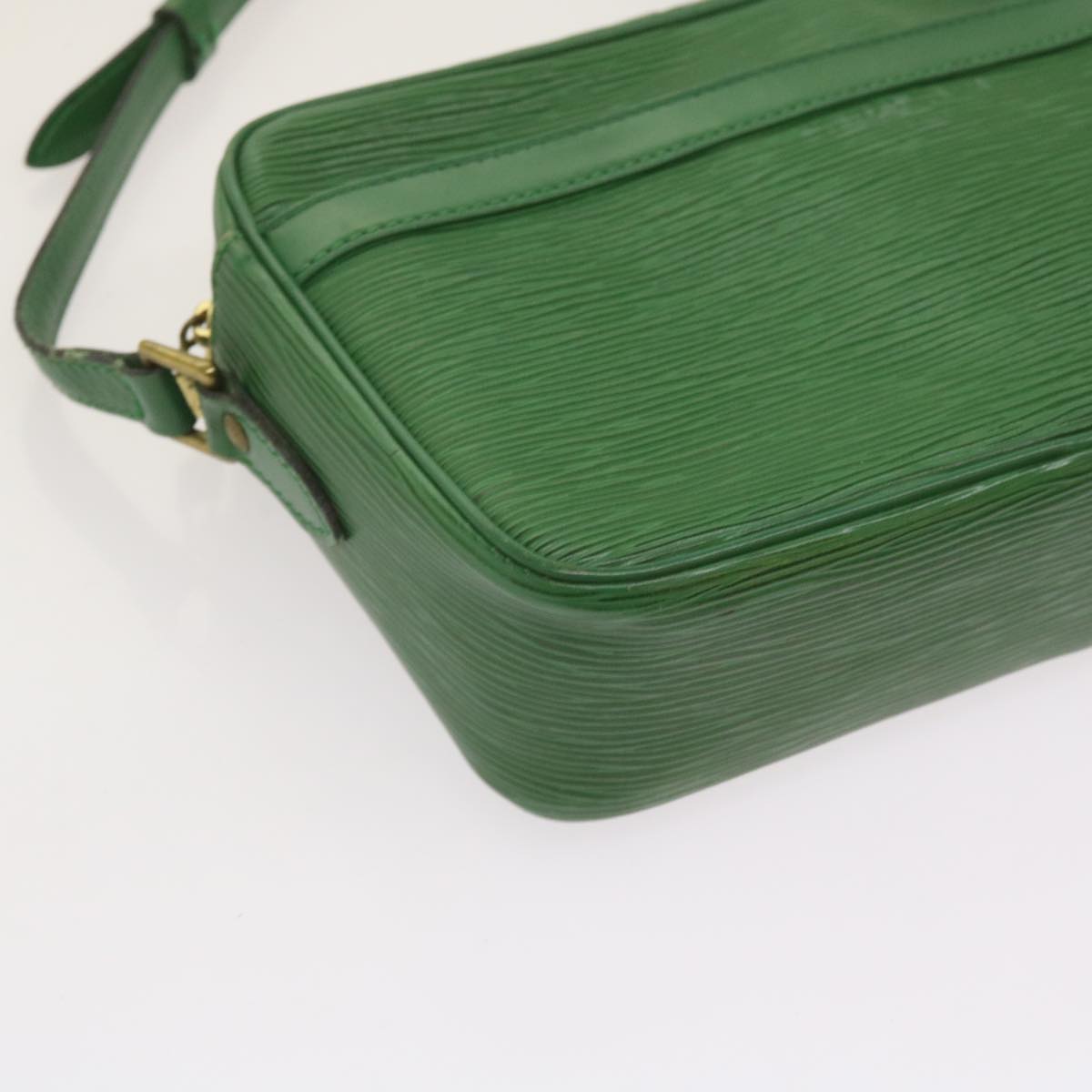 LOUIS VUITTON Epi Trocadero 23 Shoulder Bag Green M52304 LV Auth 66164