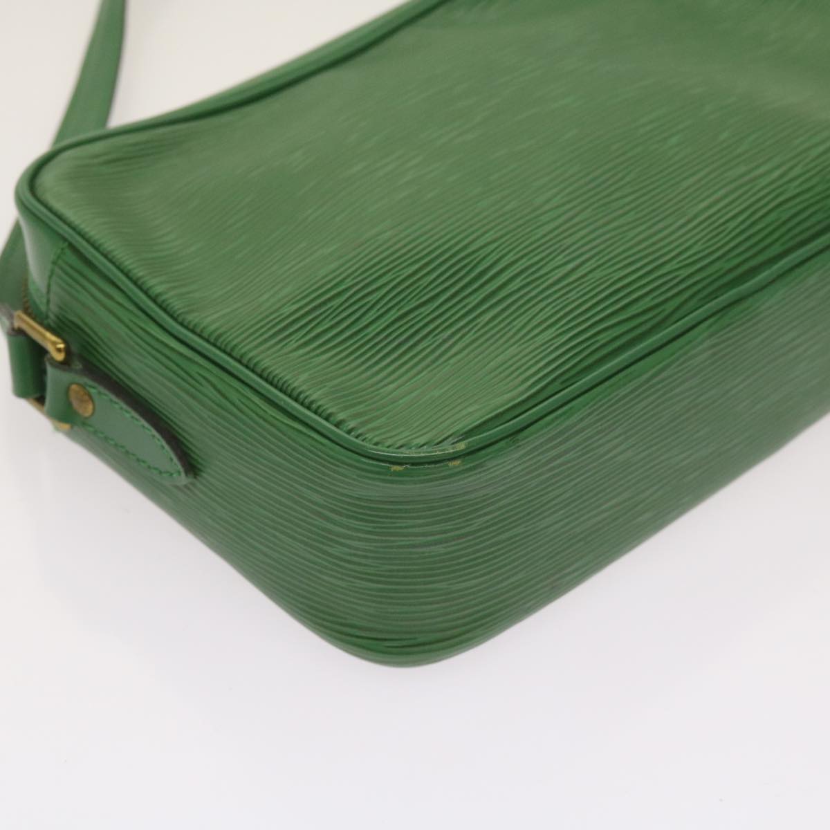 LOUIS VUITTON Epi Trocadero 23 Shoulder Bag Green M52304 LV Auth 66164