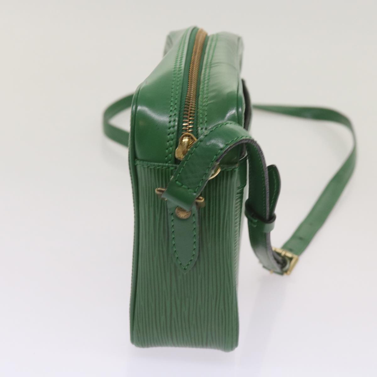 LOUIS VUITTON Epi Trocadero 23 Shoulder Bag Green M52304 LV Auth 66164