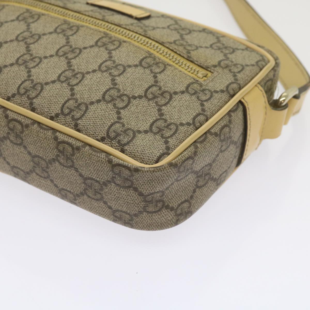 GUCCI GG Canvas Shoulder Bag PVC Beige Auth 66166