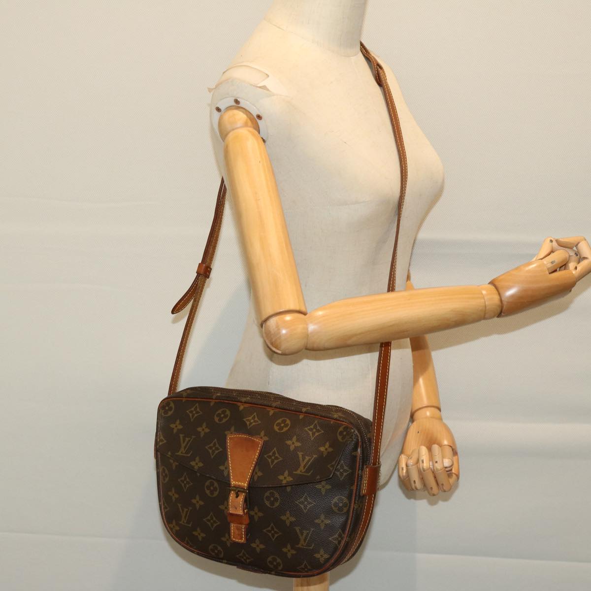 LOUIS VUITTON Monogram Jeune Fille GM Shoulder Bag M51225 LV Auth 66176