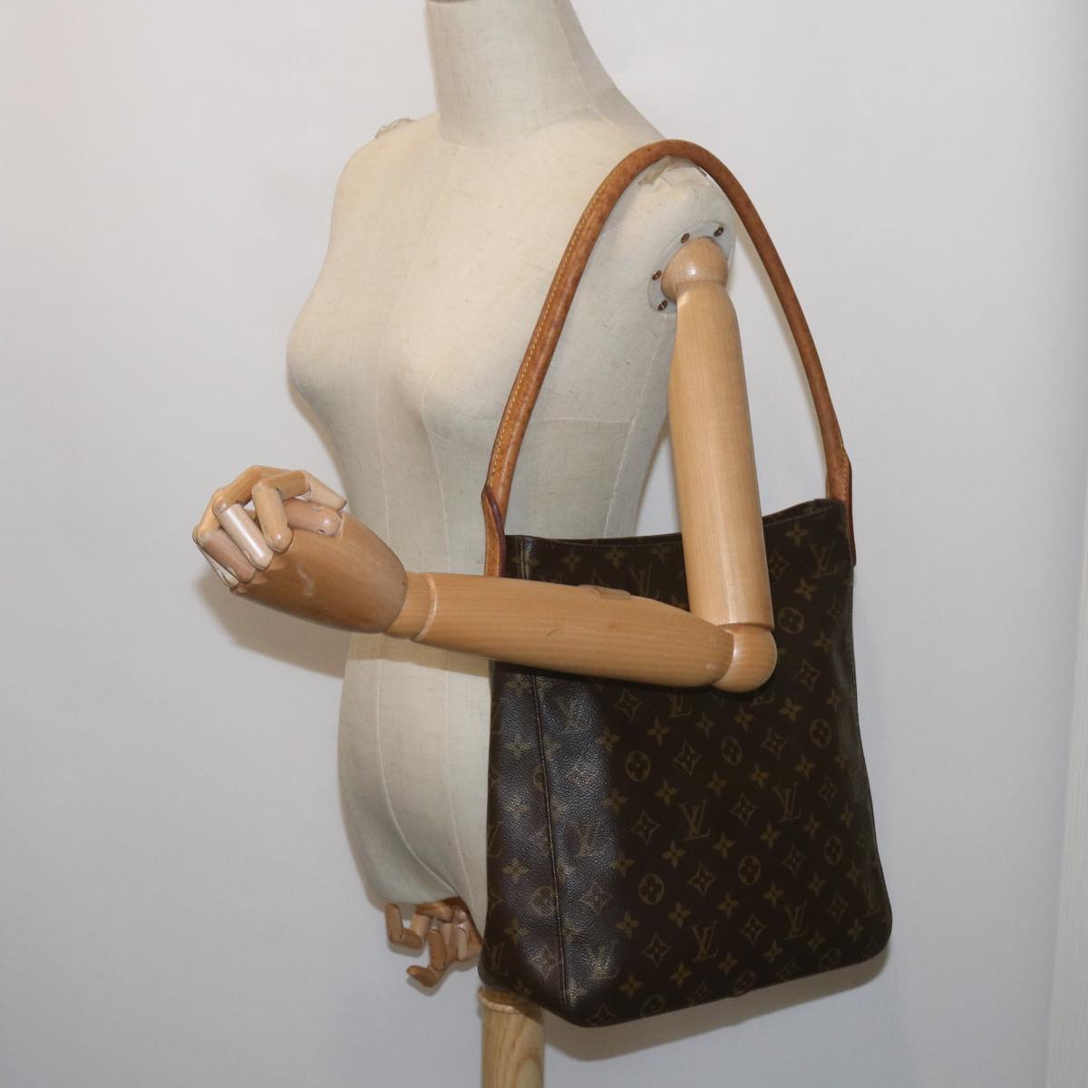 LOUIS VUITTON Monogram Looping GM Shoulder Bag M51145 LV Auth 66187