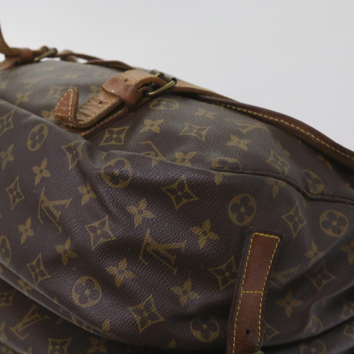 LOUIS VUITTON Monogram Saumur 43 Shoulder Bag M42252 LV Auth 66213