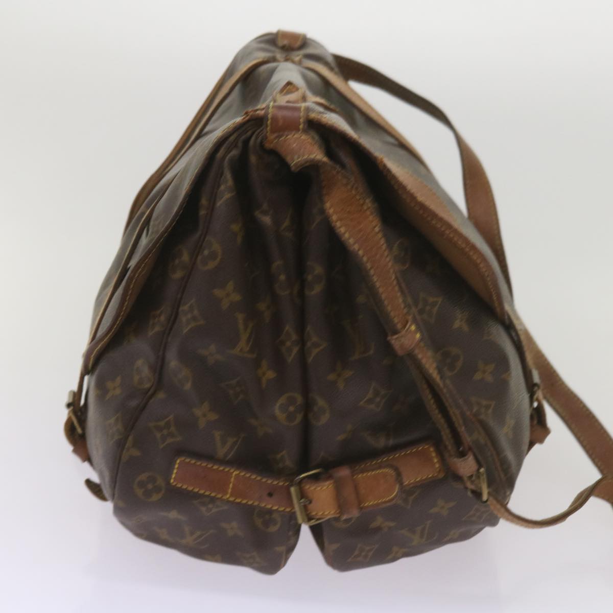 LOUIS VUITTON Monogram Saumur 43 Shoulder Bag M42252 LV Auth 66213