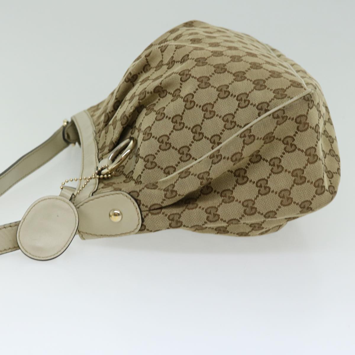 GUCCI GG Canvas Shoulder Bag Beige Auth 66221