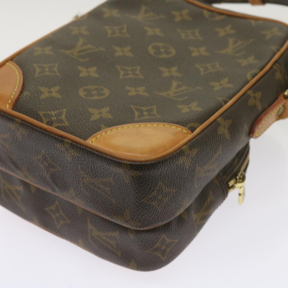 LOUIS VUITTON Monogram Amazon Shoulder Bag M45236 LV Auth 66278