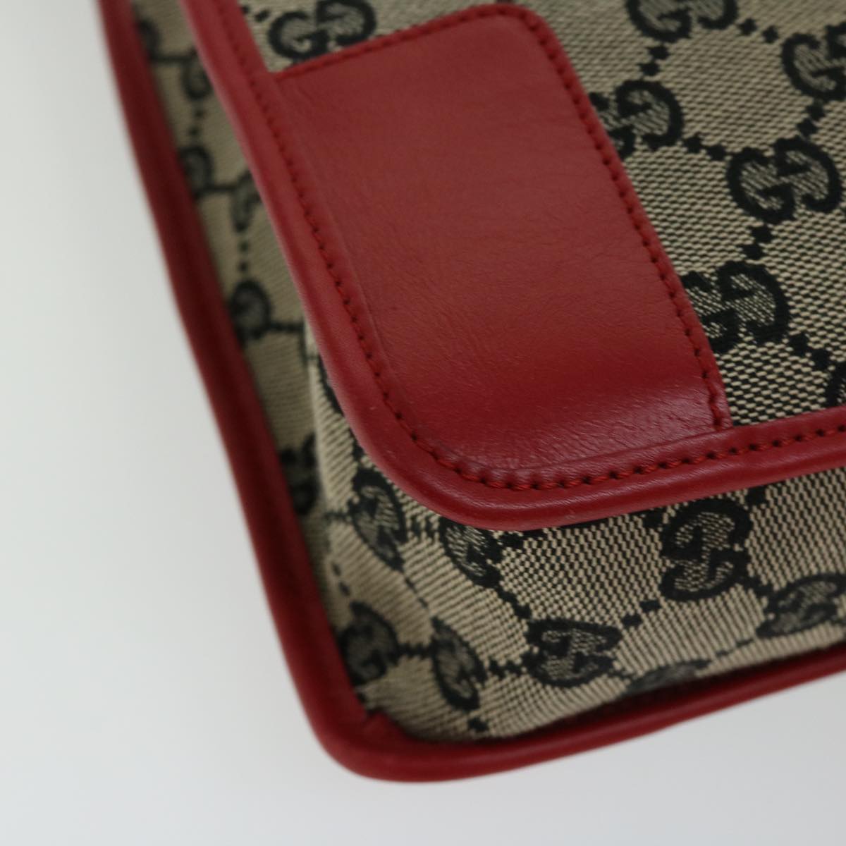 GUCCI GG Canvas Shoulder Bag Beige Red Auth 66281