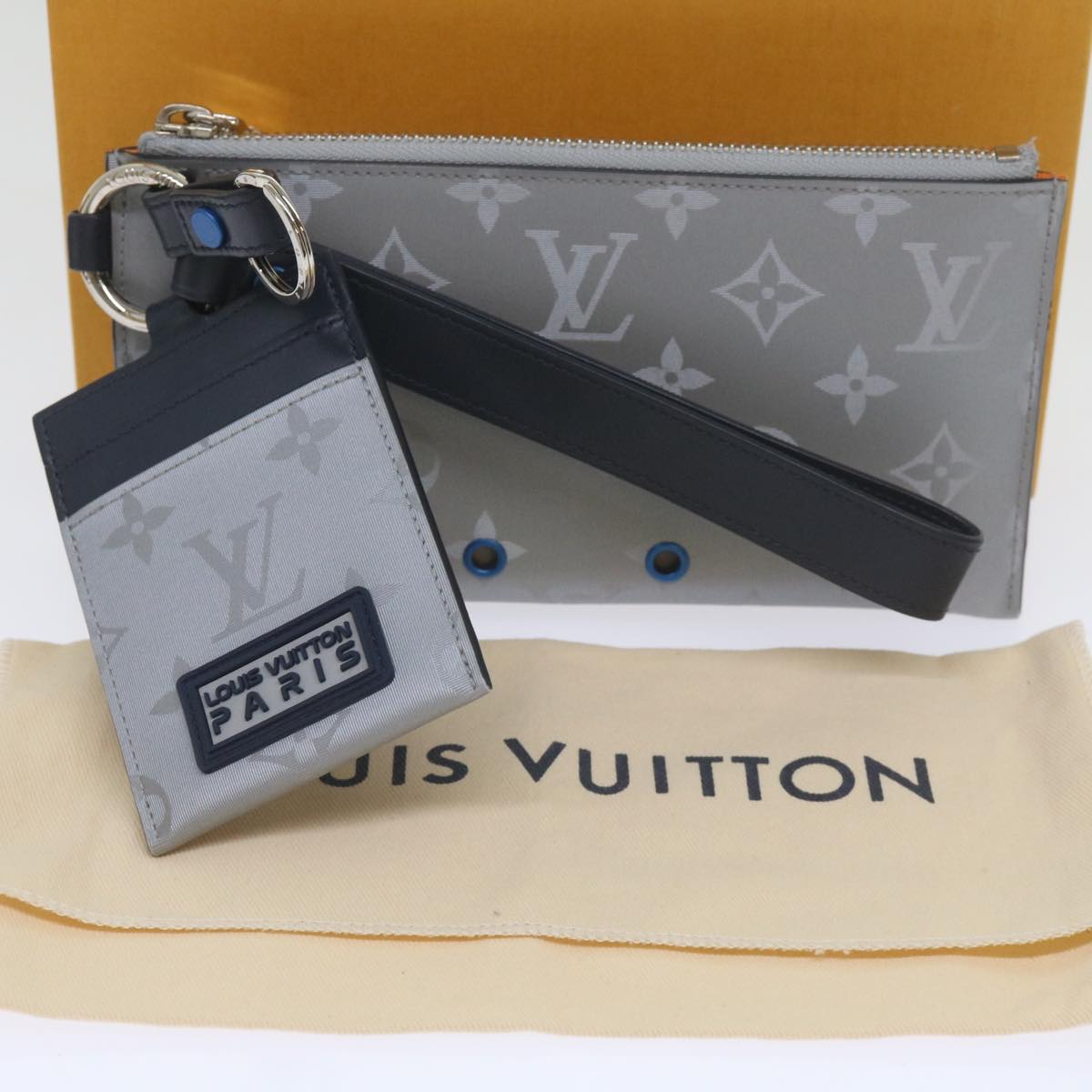 LOUIS VUITTON Monogram Satellite Alpha Pouch Silver M44178 LV Auth 66459SA