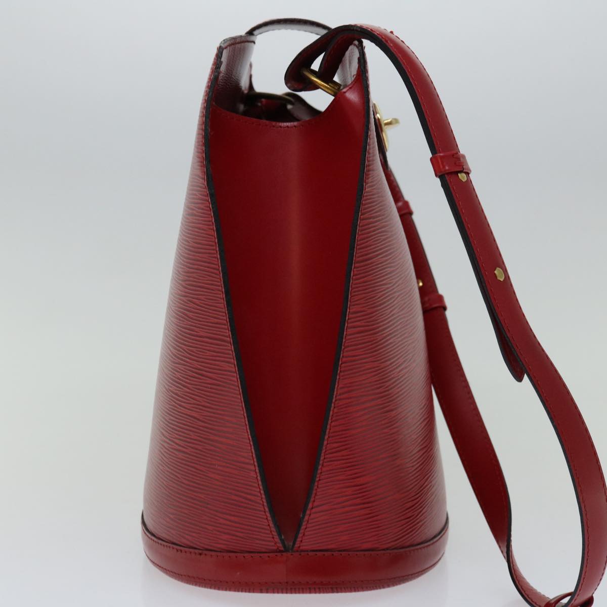 LOUIS VUITTON Epi Cluny Shoulder Bag Red M52257 LV Auth 66545