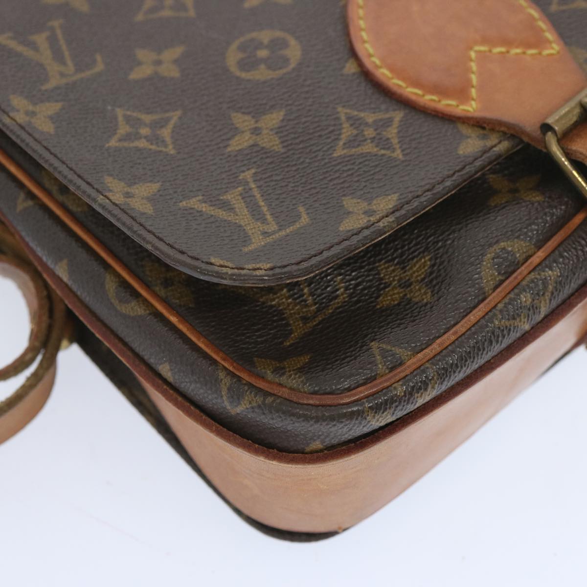 LOUIS VUITTON Monogram Cartouchiere MM Shoulder Bag M51253 LV Auth 66751