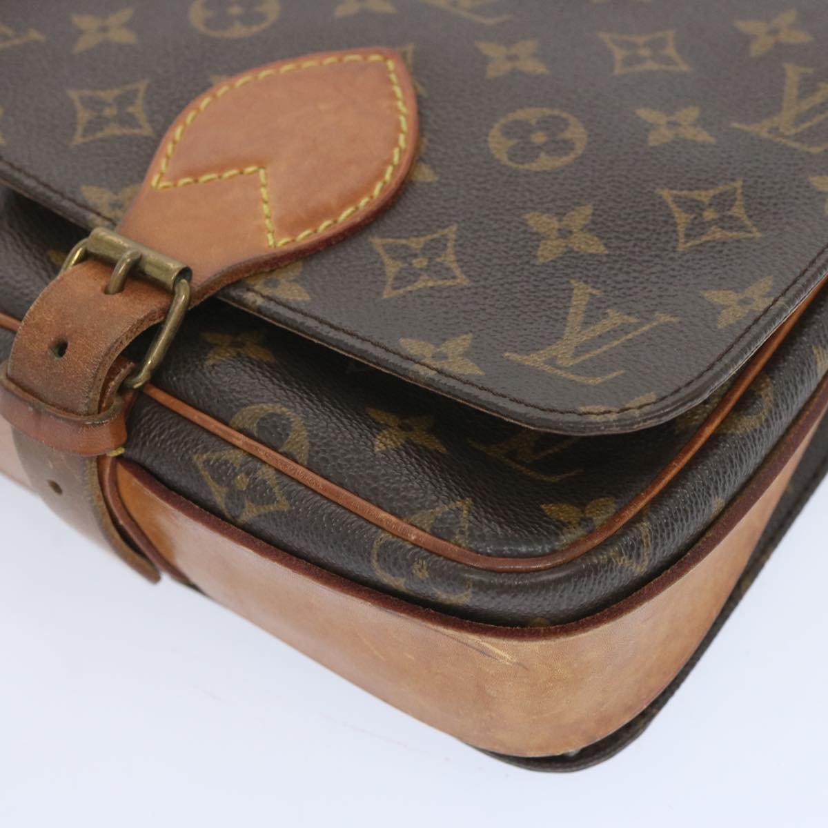 LOUIS VUITTON Monogram Cartouchiere MM Shoulder Bag M51253 LV Auth 66751