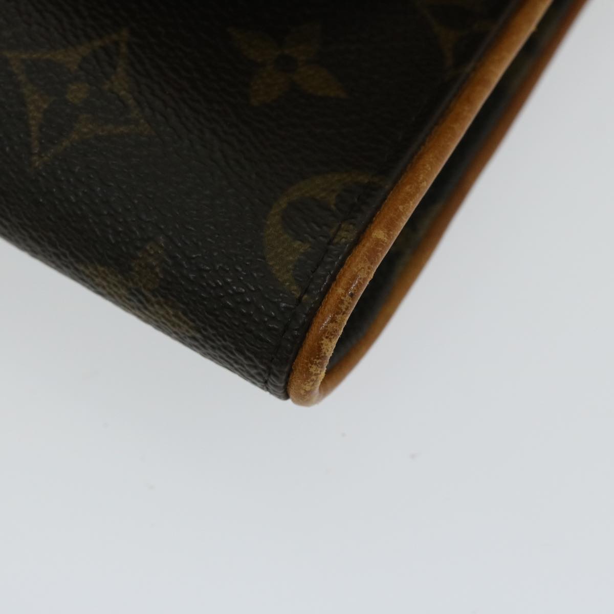 LOUIS VUITTON Monogram Pochette Twin GM Shoulder Bag M51852 LV Auth 66854