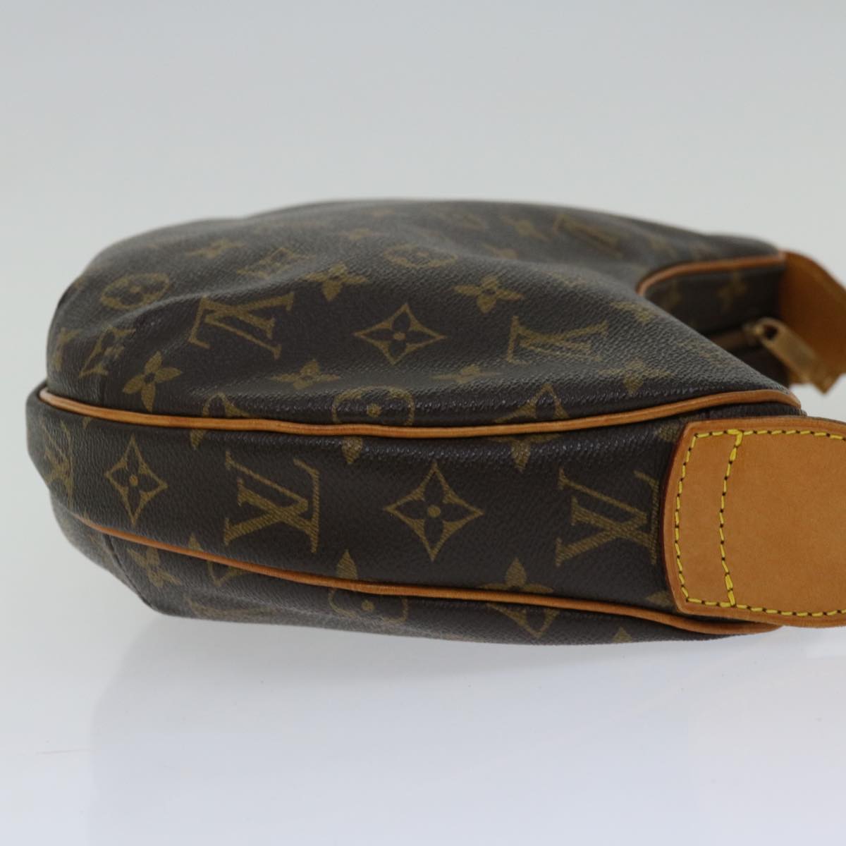 LOUIS VUITTON Monogram Croissant MM Shoulder Bag M51512 LV Auth 66863