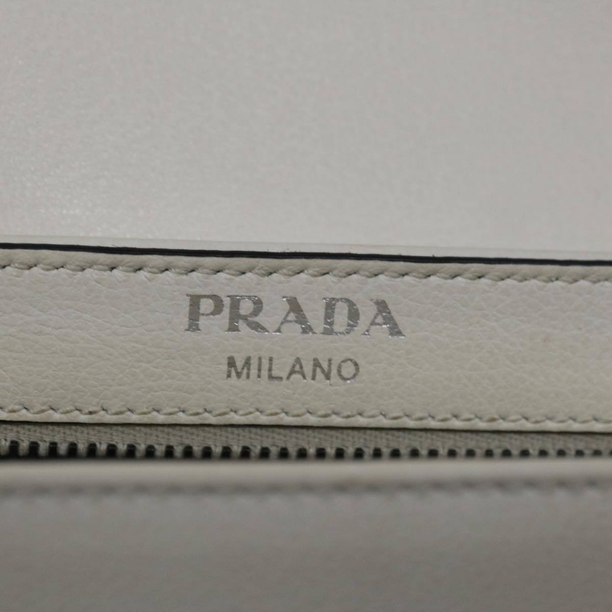 PRADA Chain Shoulder Bag Leather Ivory Auth 66873