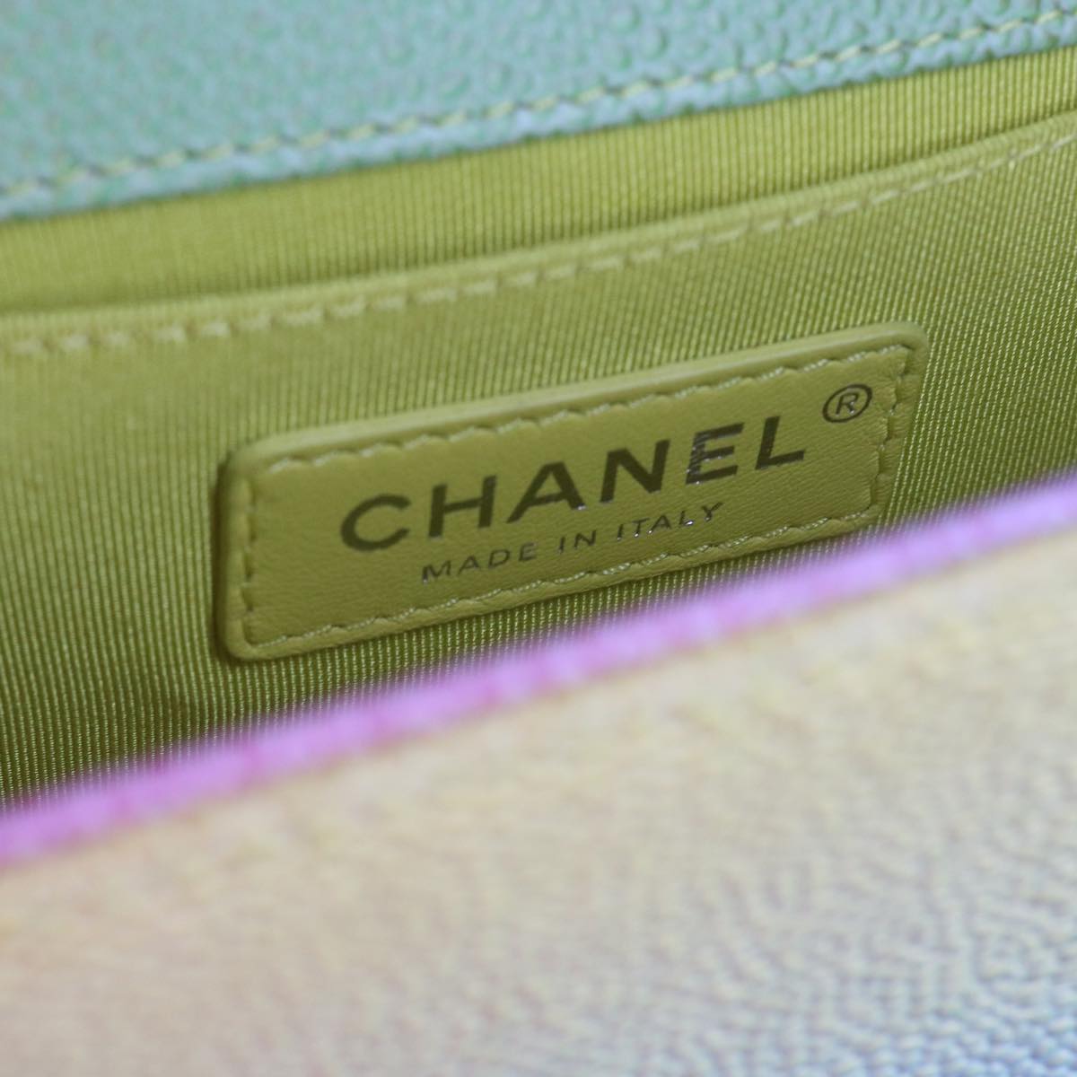 CHANEL Matelasse Boy Chanel Shoulder Bag Caviar Skin Multicolor CC Auth 66965S