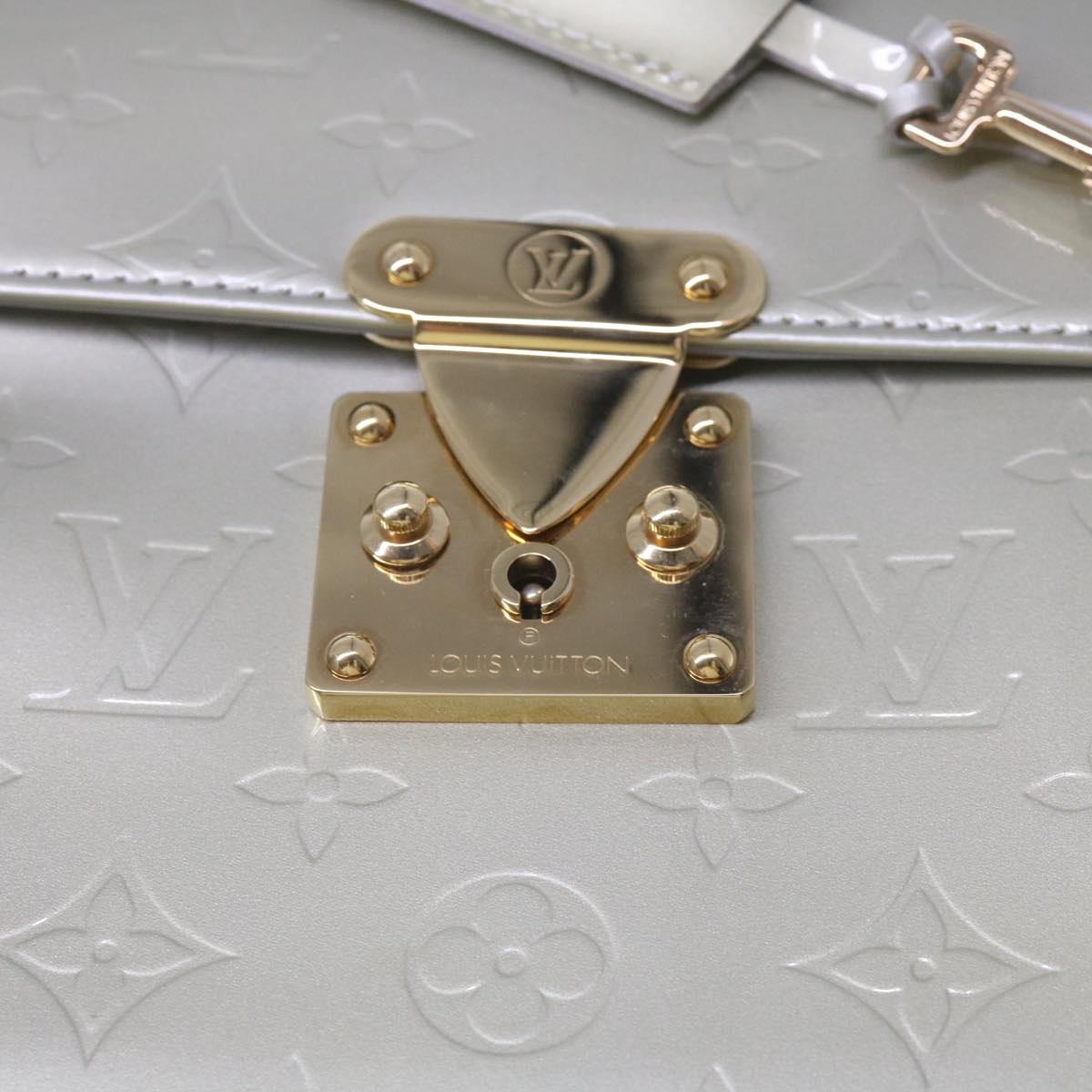 LOUIS VUITTON Monogram Vernis Spring street Hand Bag Gris M91029 LV Auth 67098